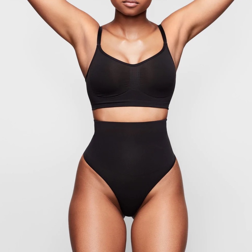 SKIMS Core Control Thong L/XL